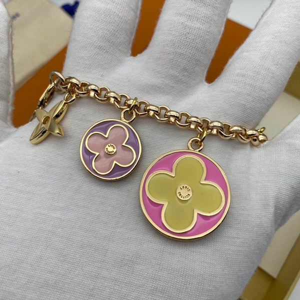 ブランドキーホルダー素材ディテール